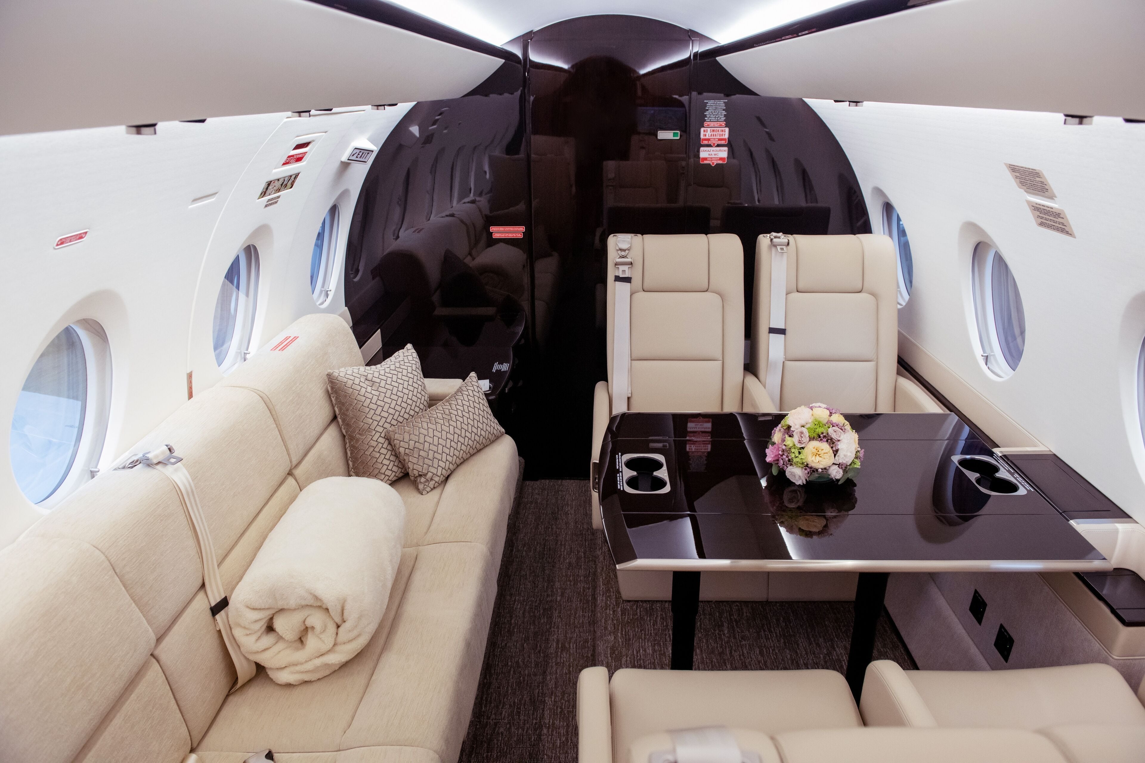 Challenger 604 — Bombardier