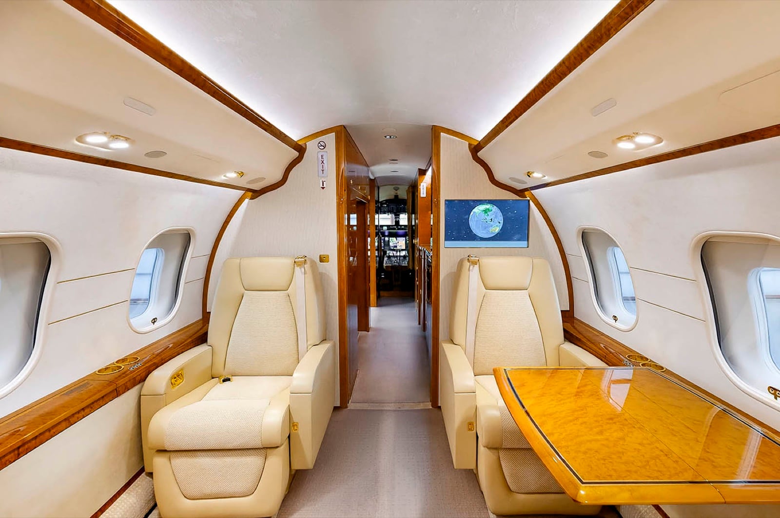 The Global 6000 cabin